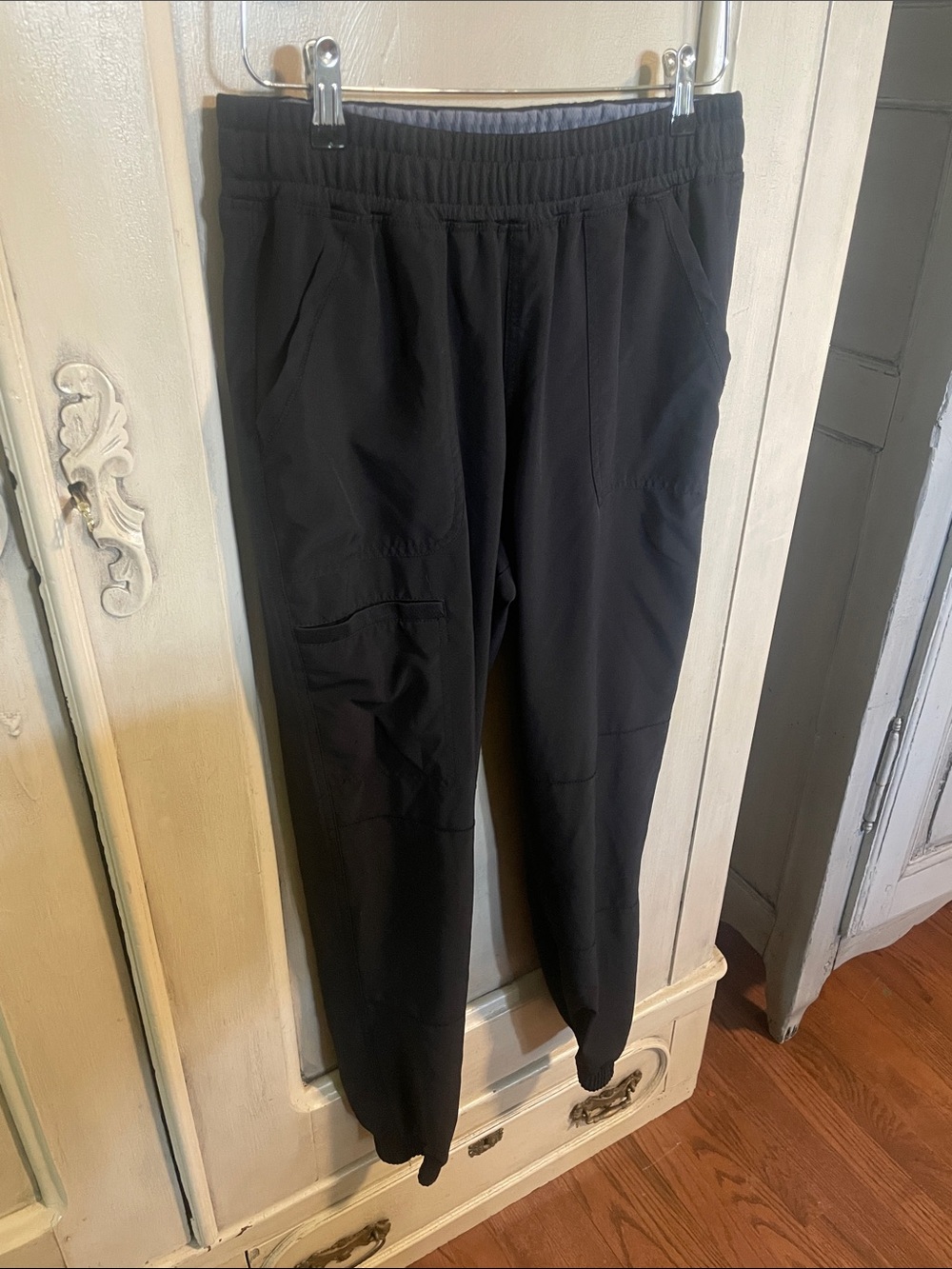 Scrubstar Black Women's Elastic-Waist Jogger Pants